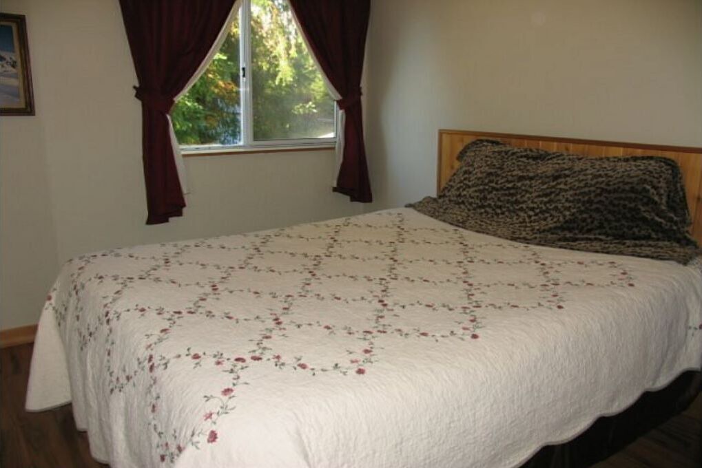 Photo of Bedroom in Brew Bay