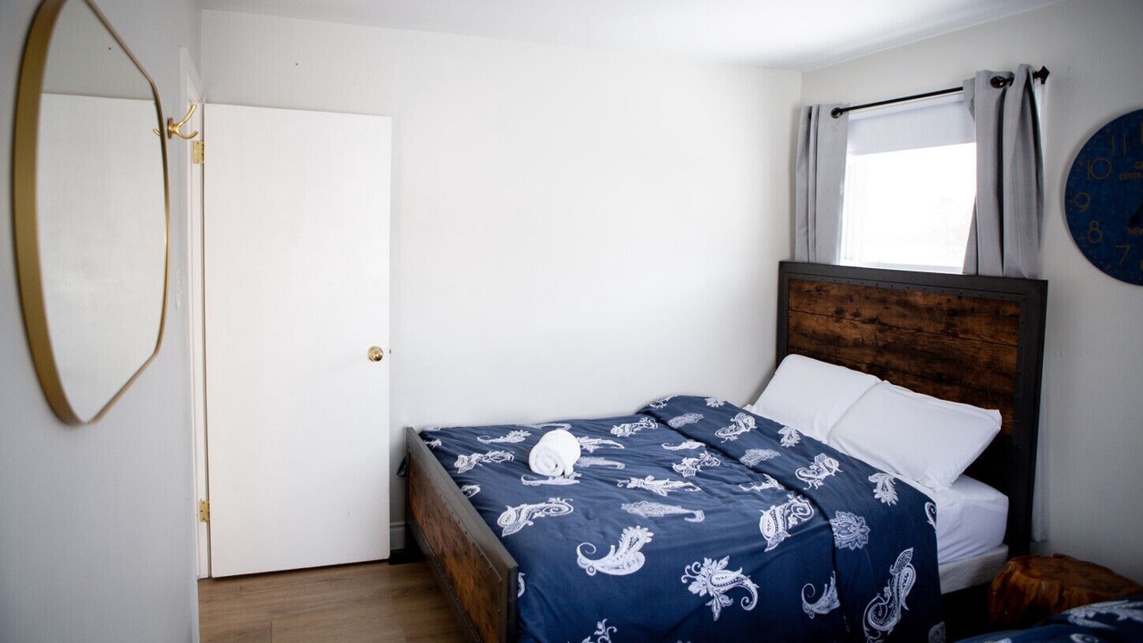 Photo of Bedroom in Strong