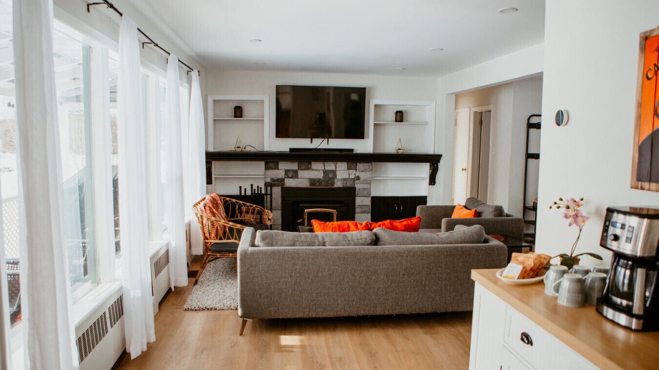 Photo of Livingroom in Strong