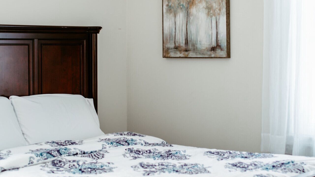 Photo of Bedroom in Strong