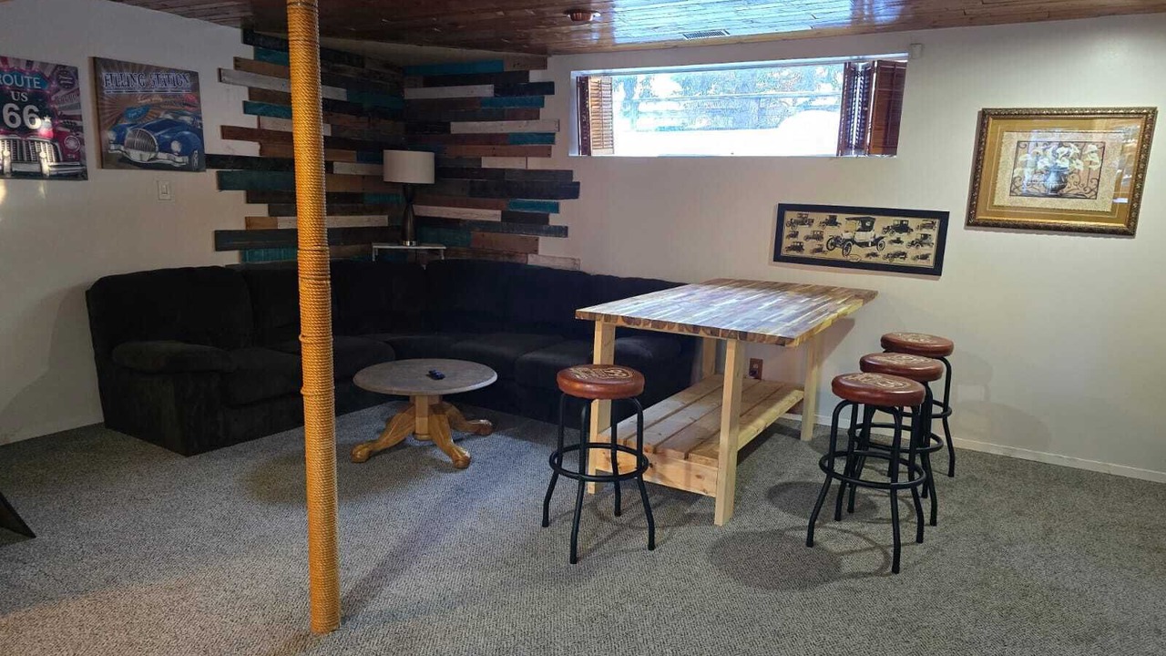 Photo of Livingroom in Nipawin