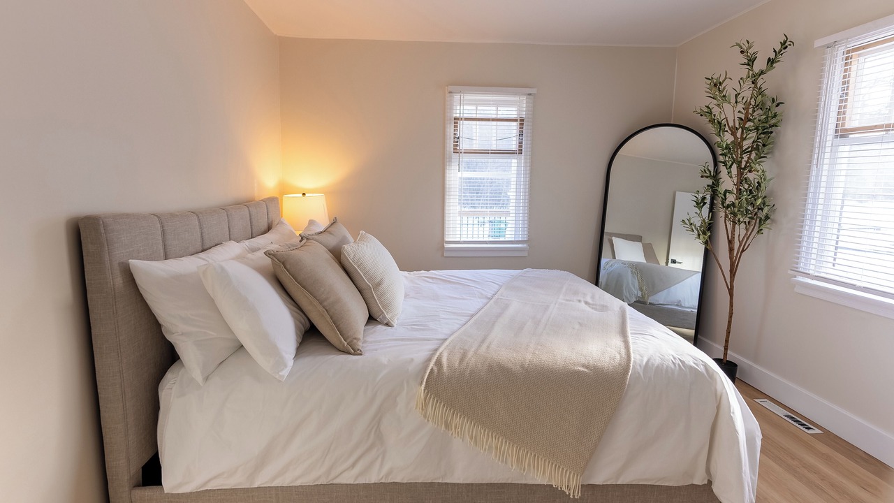 Photo of Bedroom in Red Deer