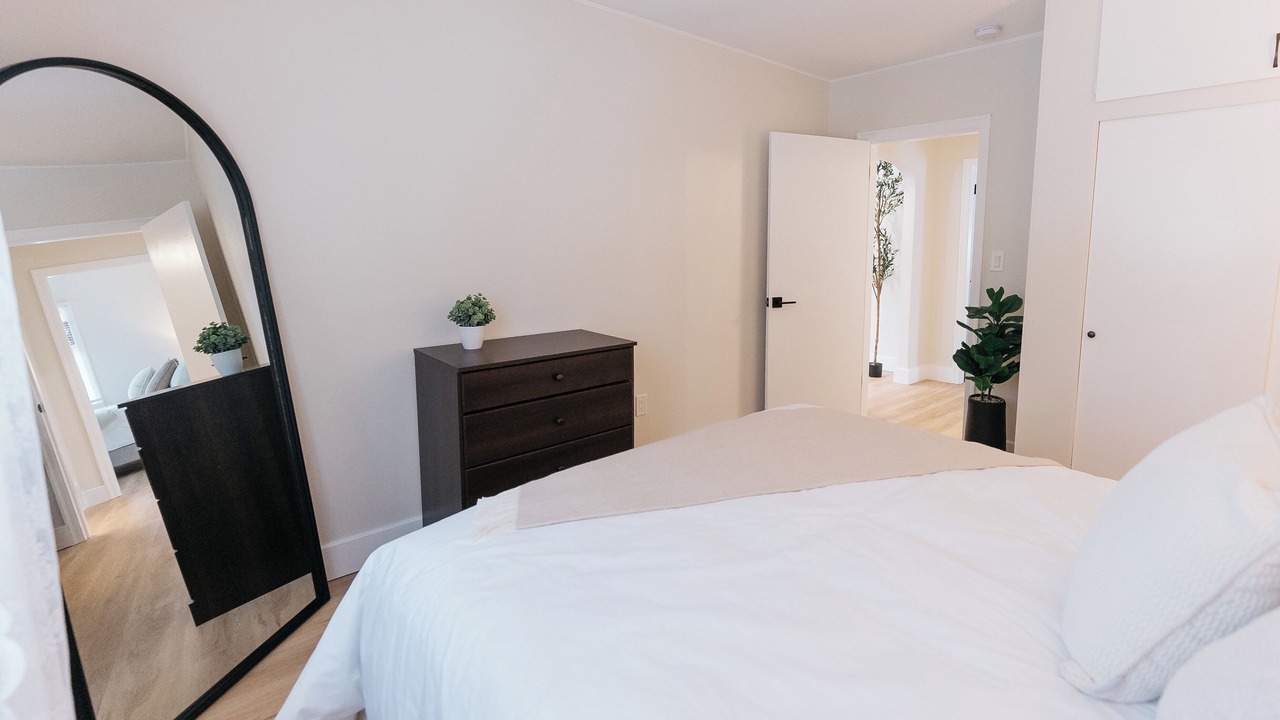 Photo of Bedroom in Red Deer