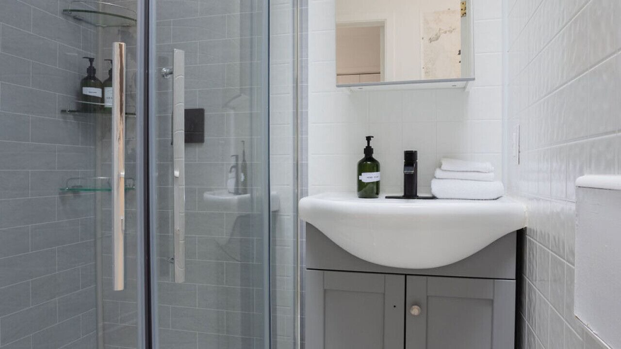 Photo of Bathroom in Griffintown