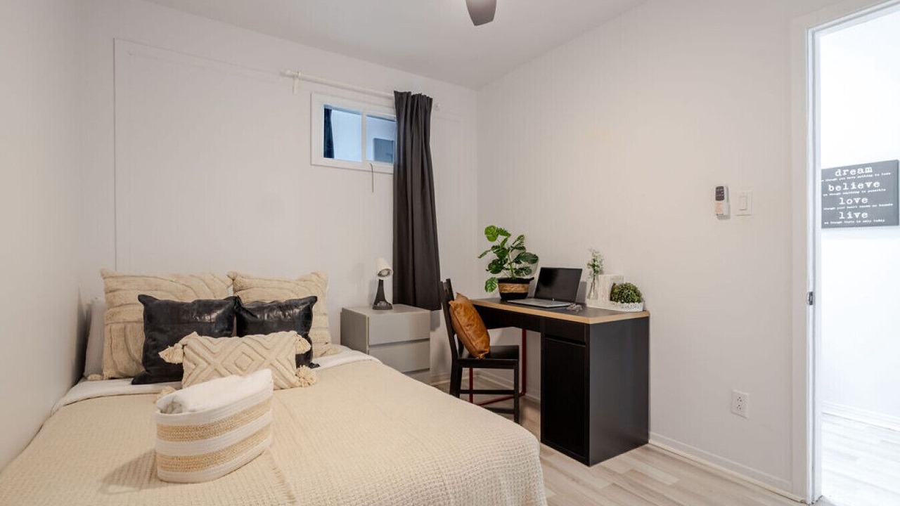 Photo of Bedroom in Griffintown