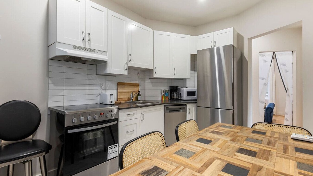Photo of Kitchen in Cote-Des-Neiges—Notre-Dame-De-Grace