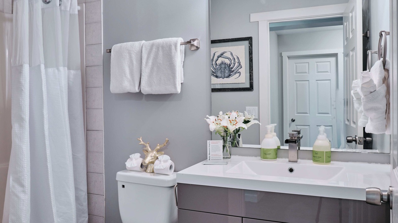 Photo of Bathroom in Cougar Creek