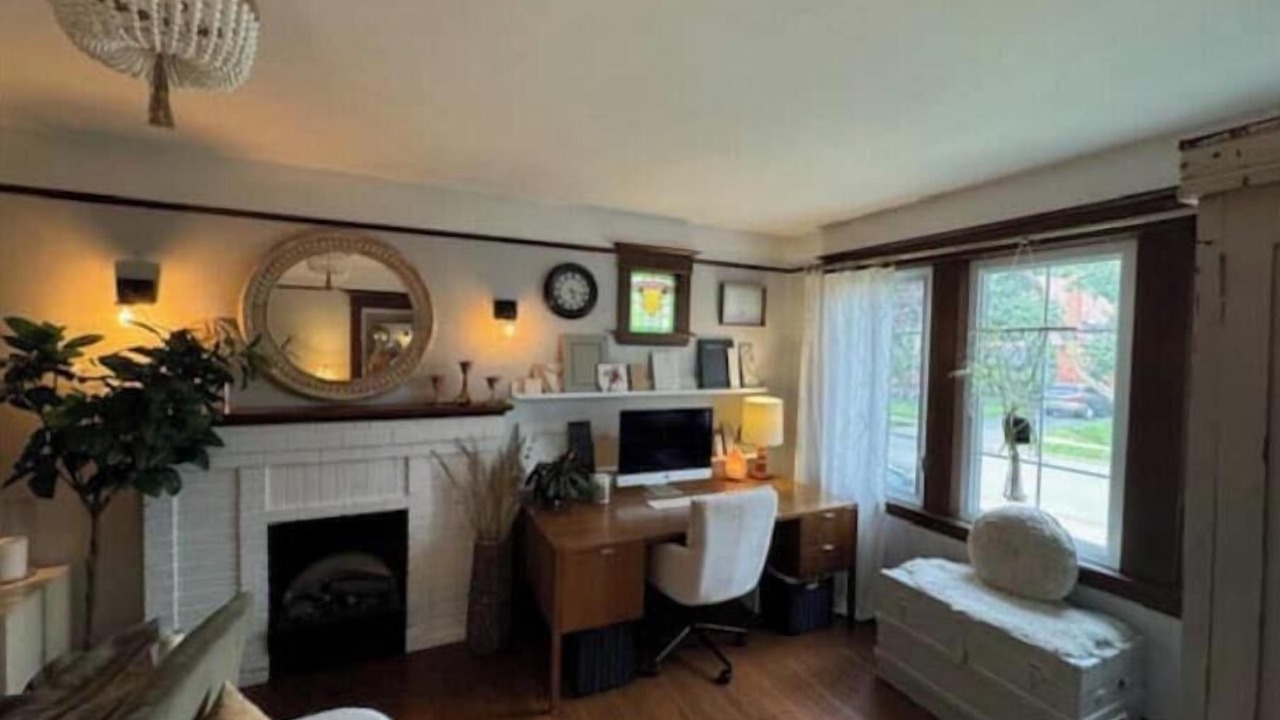 Photo of Livingroom in Hamilton