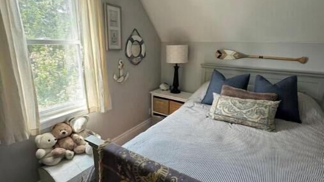 Photo of Bedroom in Hamilton