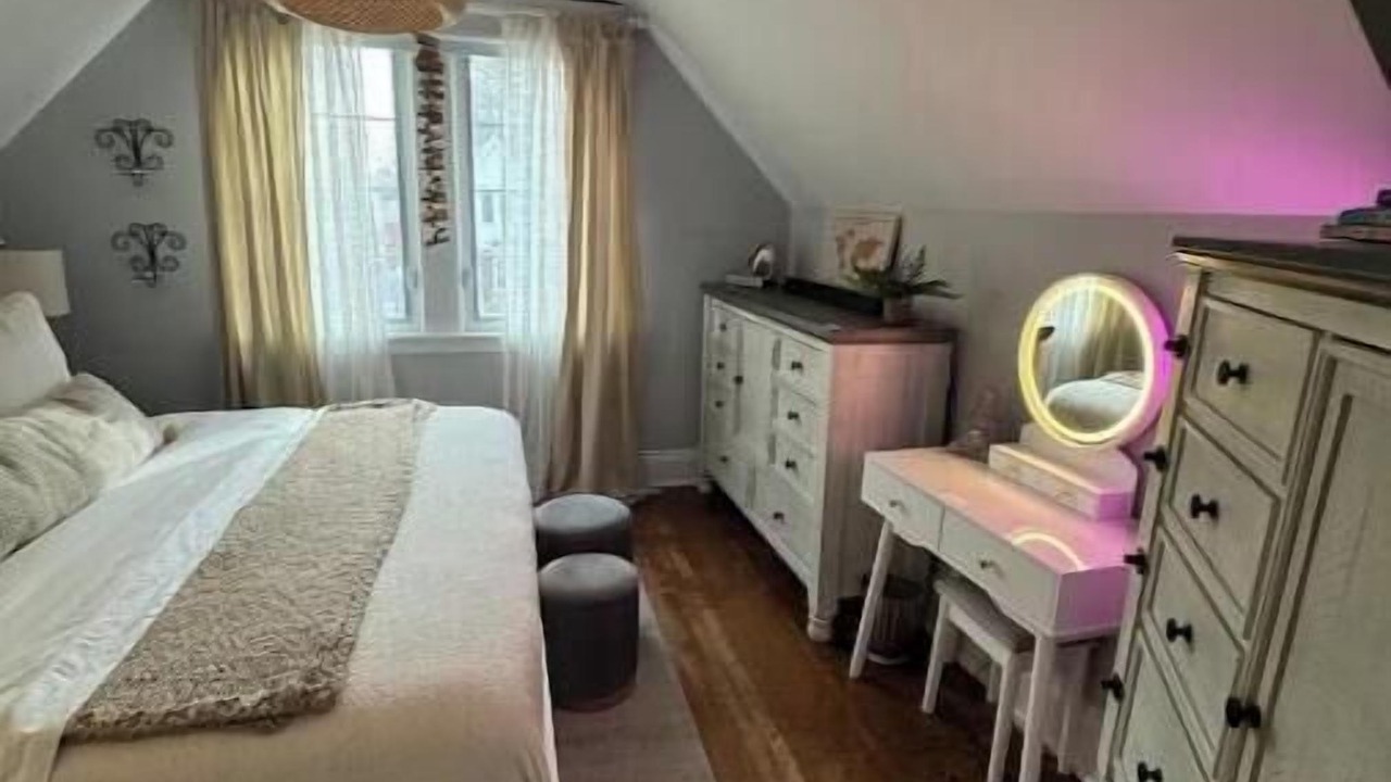 Photo of Bedroom in Hamilton