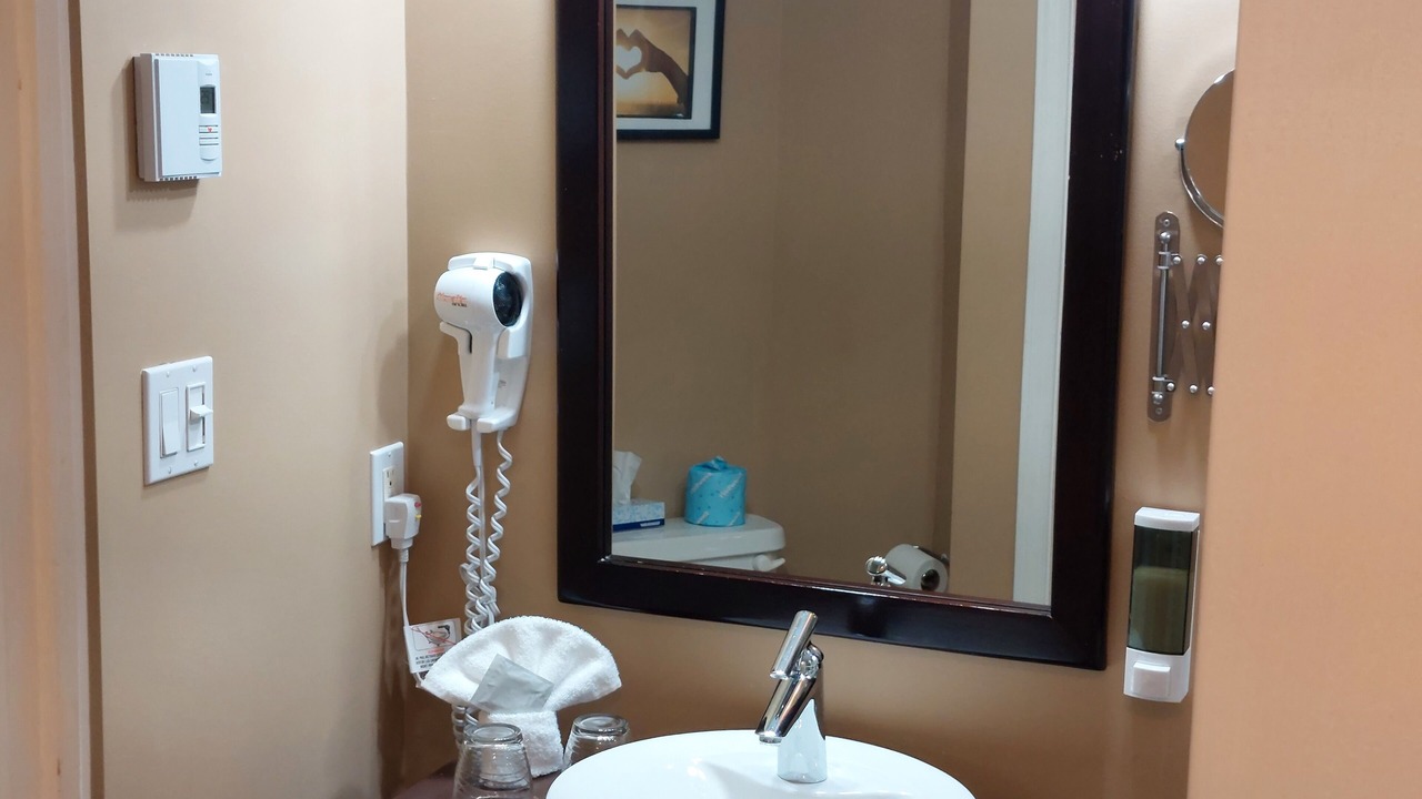 Photo of Bathroom in Saint-Sauveur