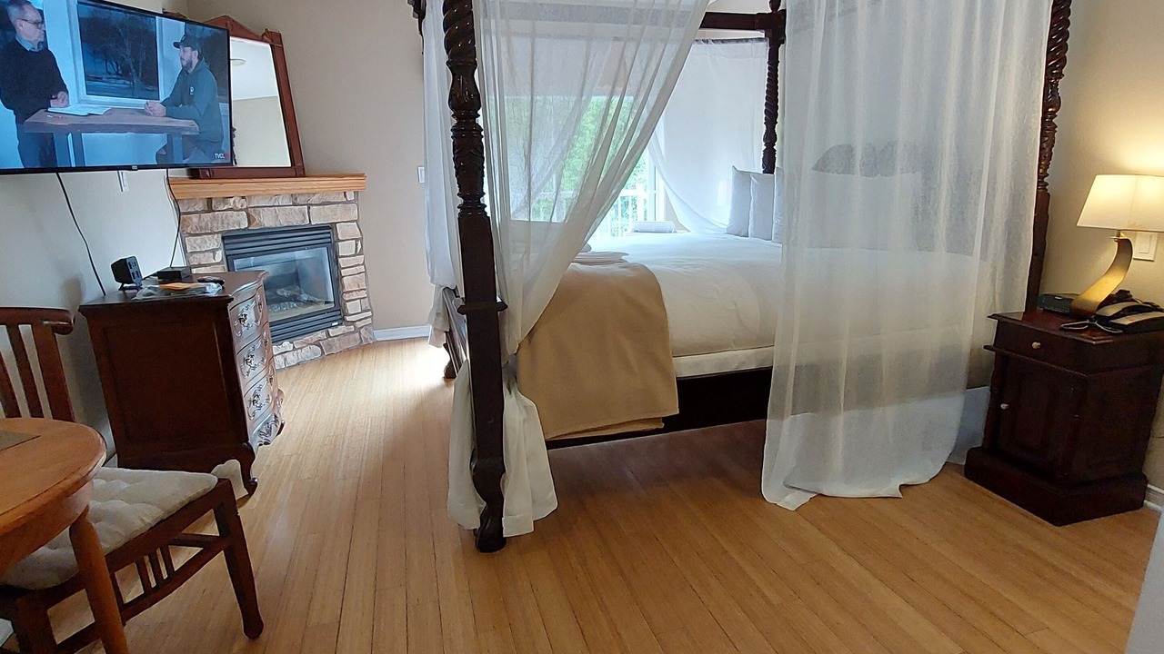 Photo of Bedroom in Saint-Sauveur