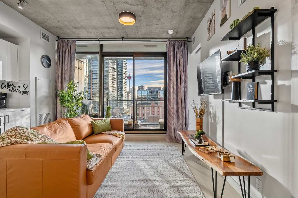 Photo of Livingroom in Downtown Calgary