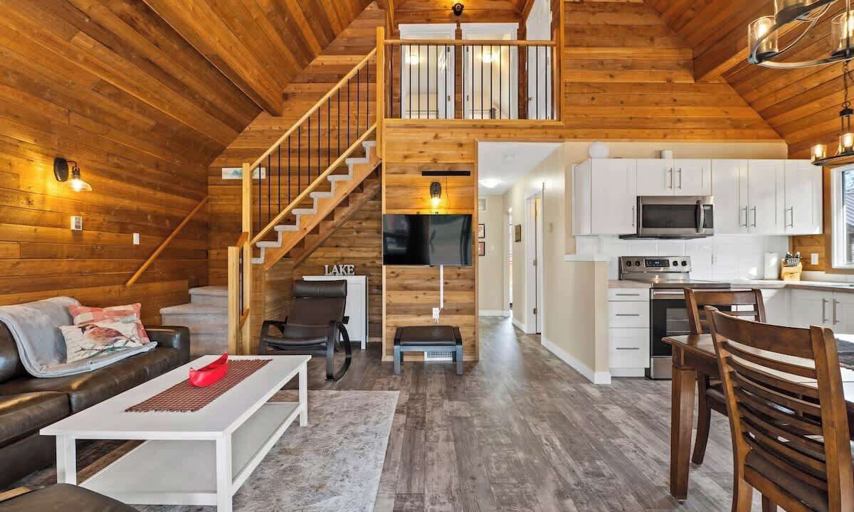 Photo of Livingroom in Gull Lake