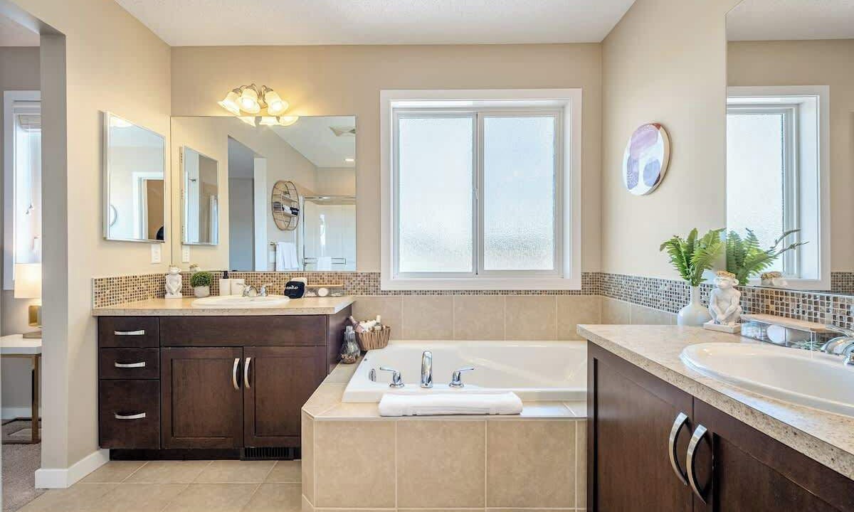 Photo of Others in Southeast Calgary