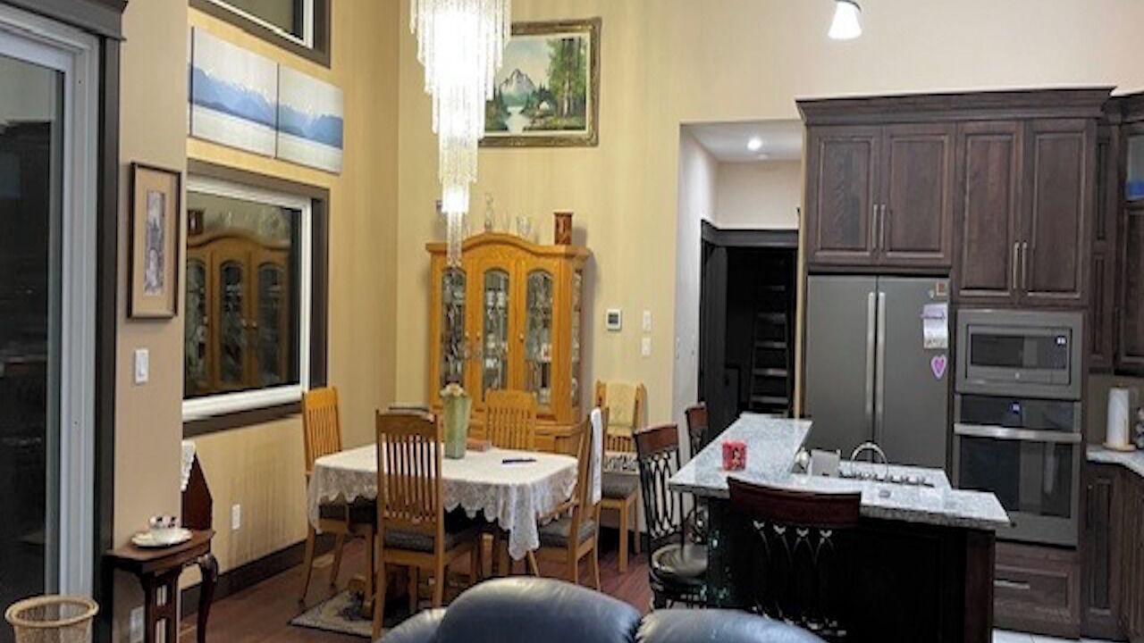 Photo of Livingroom in Terra Nova