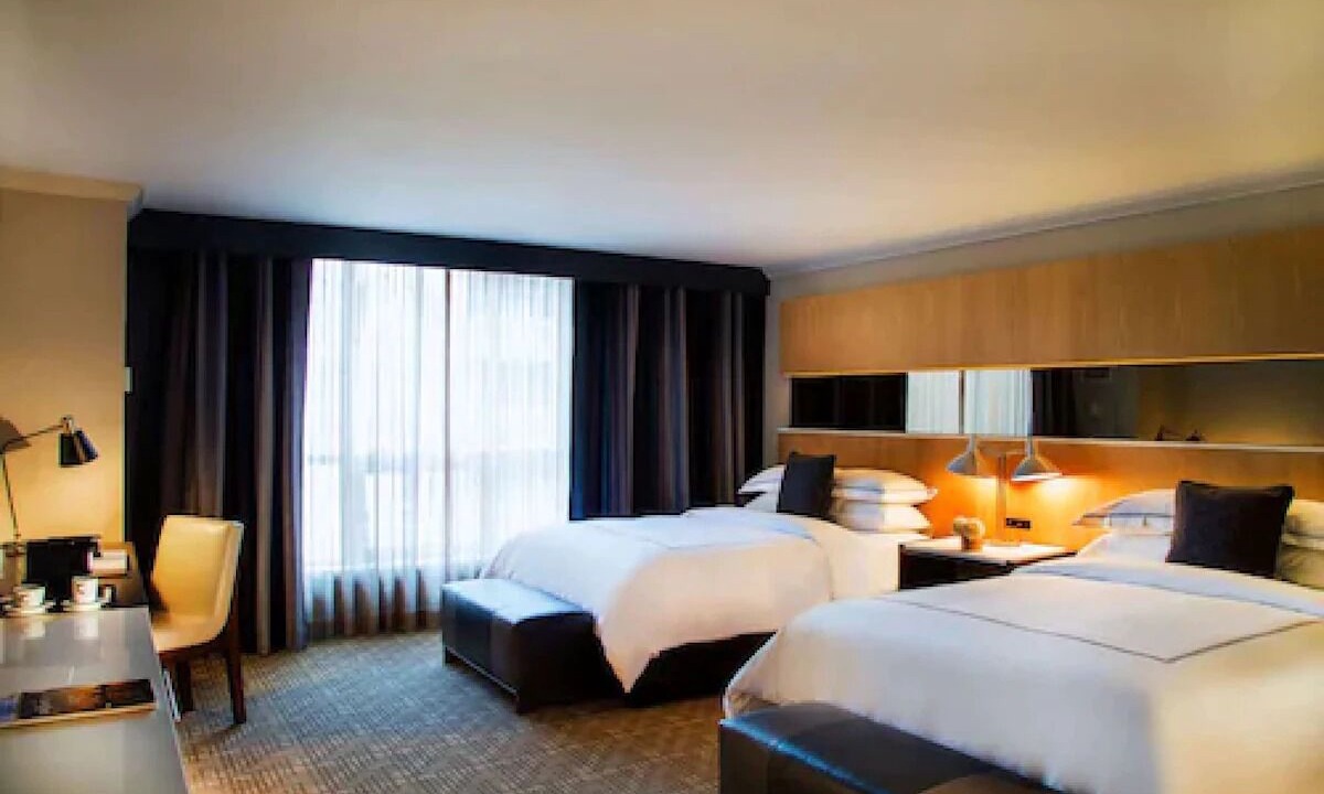 Photo of Bedroom in Bloor-Yorkville