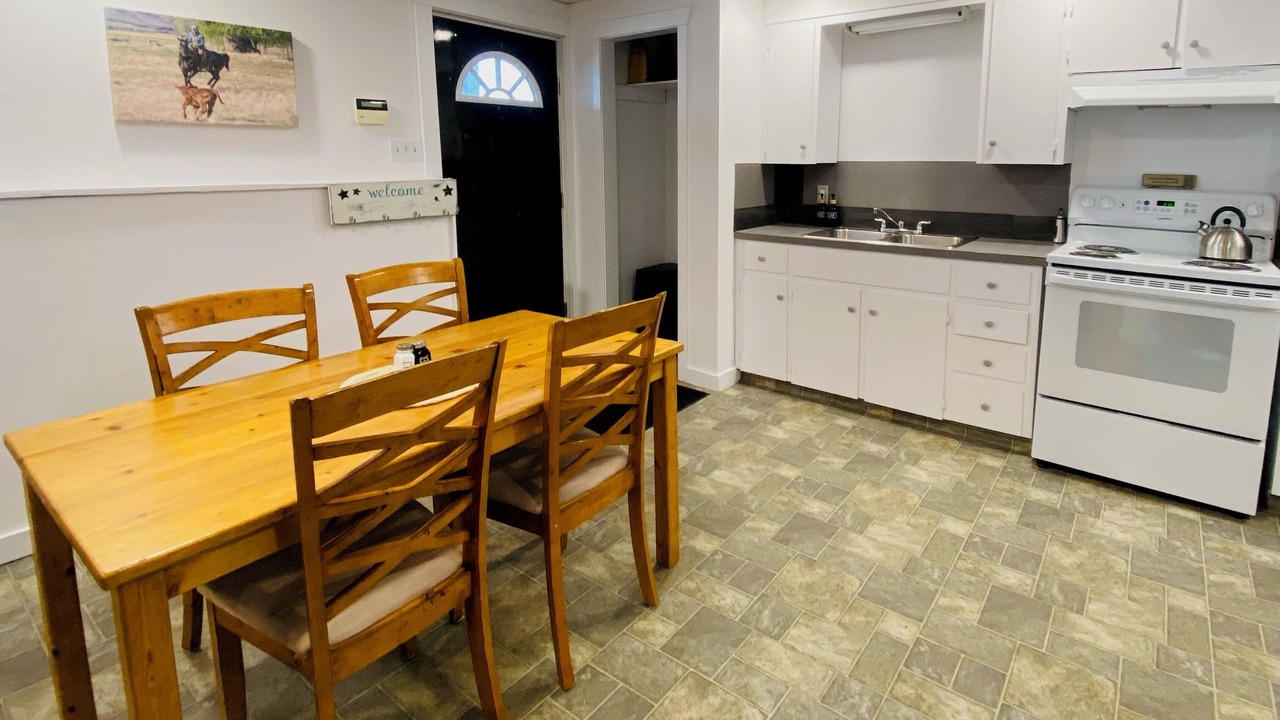 Photo of Kitchen in Cariboo Chilcotin Coast