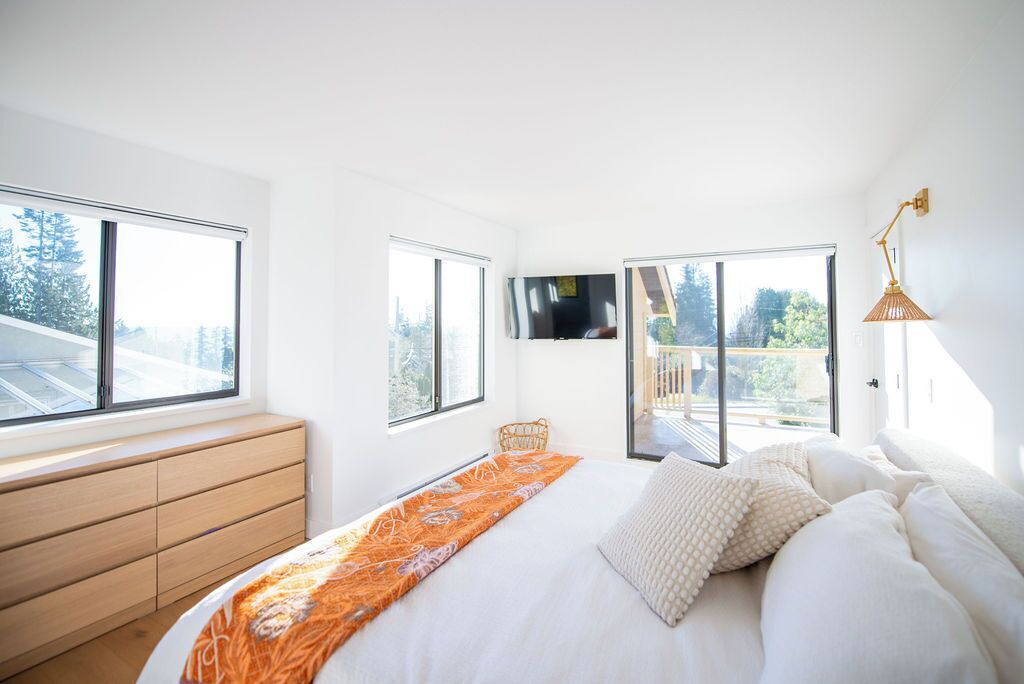 Photo of Bedroom in West Sechelt