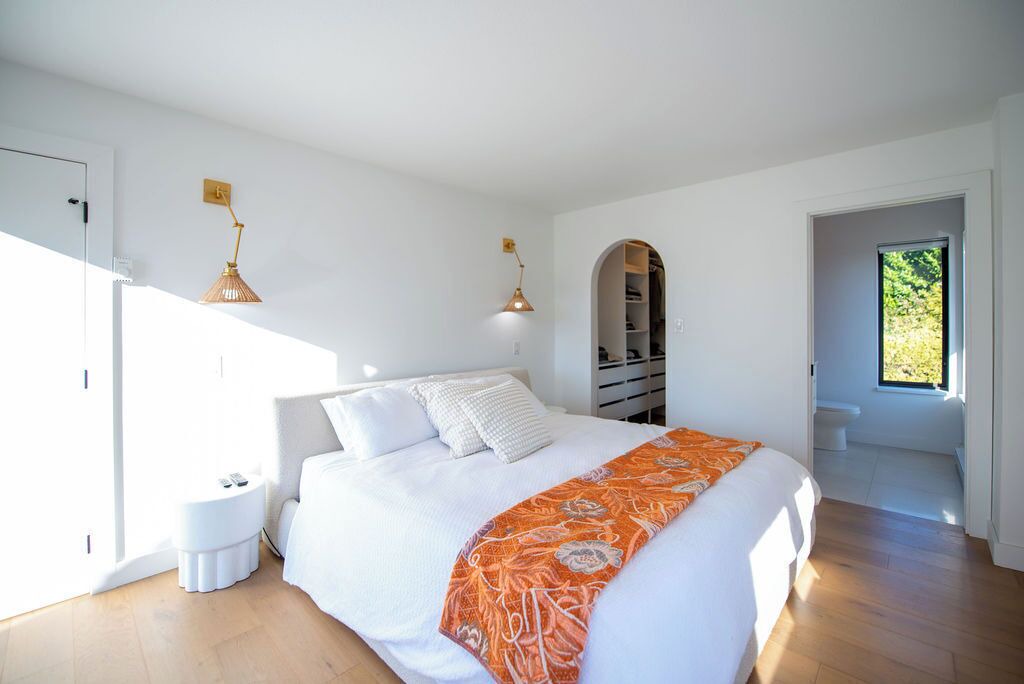 Photo of Bedroom in West Sechelt