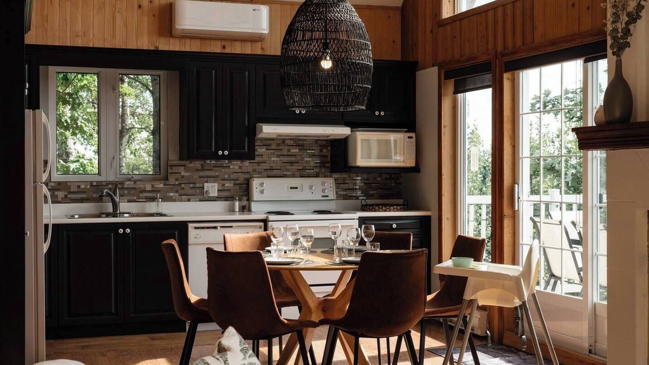Photo of Kitchen in Sainte-Marguerite-du-Lac-Masson