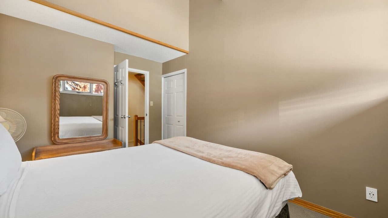 Photo of Bedroom in East Kootenay