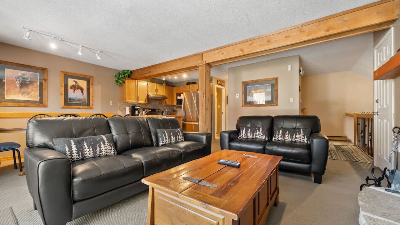 Photo of Patio Balcony in East Kootenay