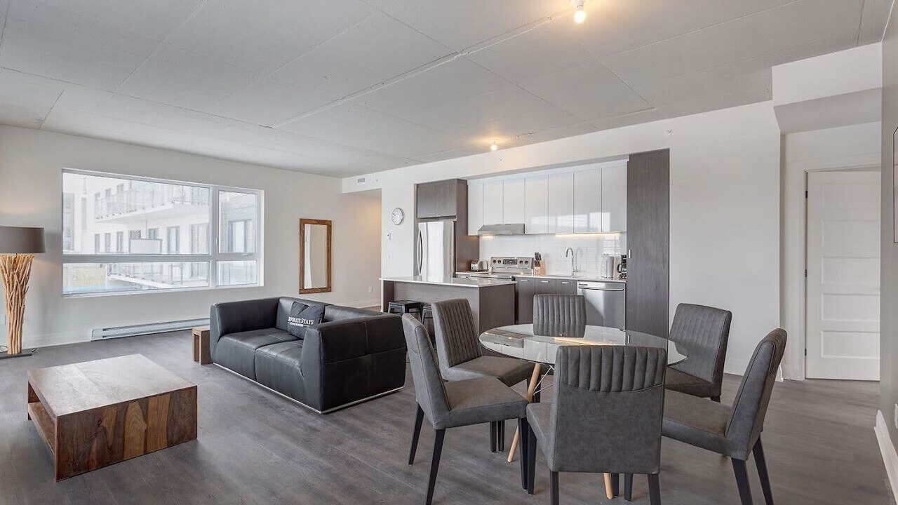Photo of Livingroom in Laval
