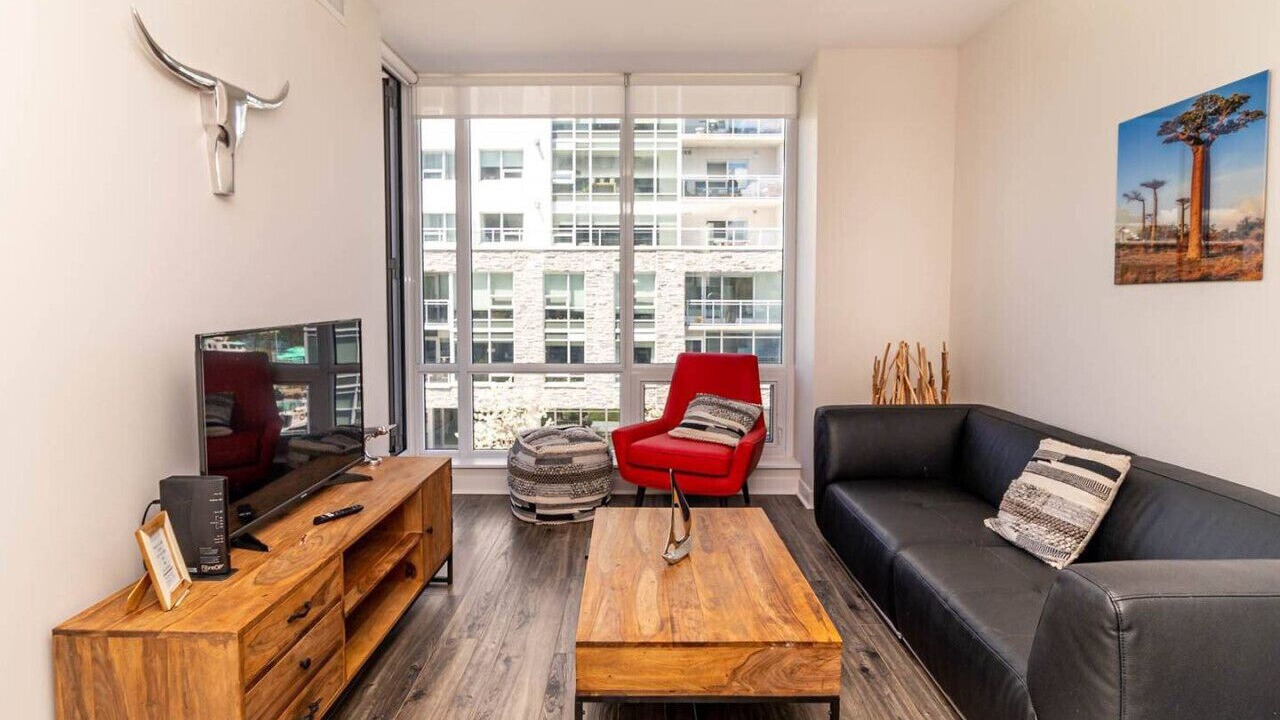 Photo of Livingroom in Downtown