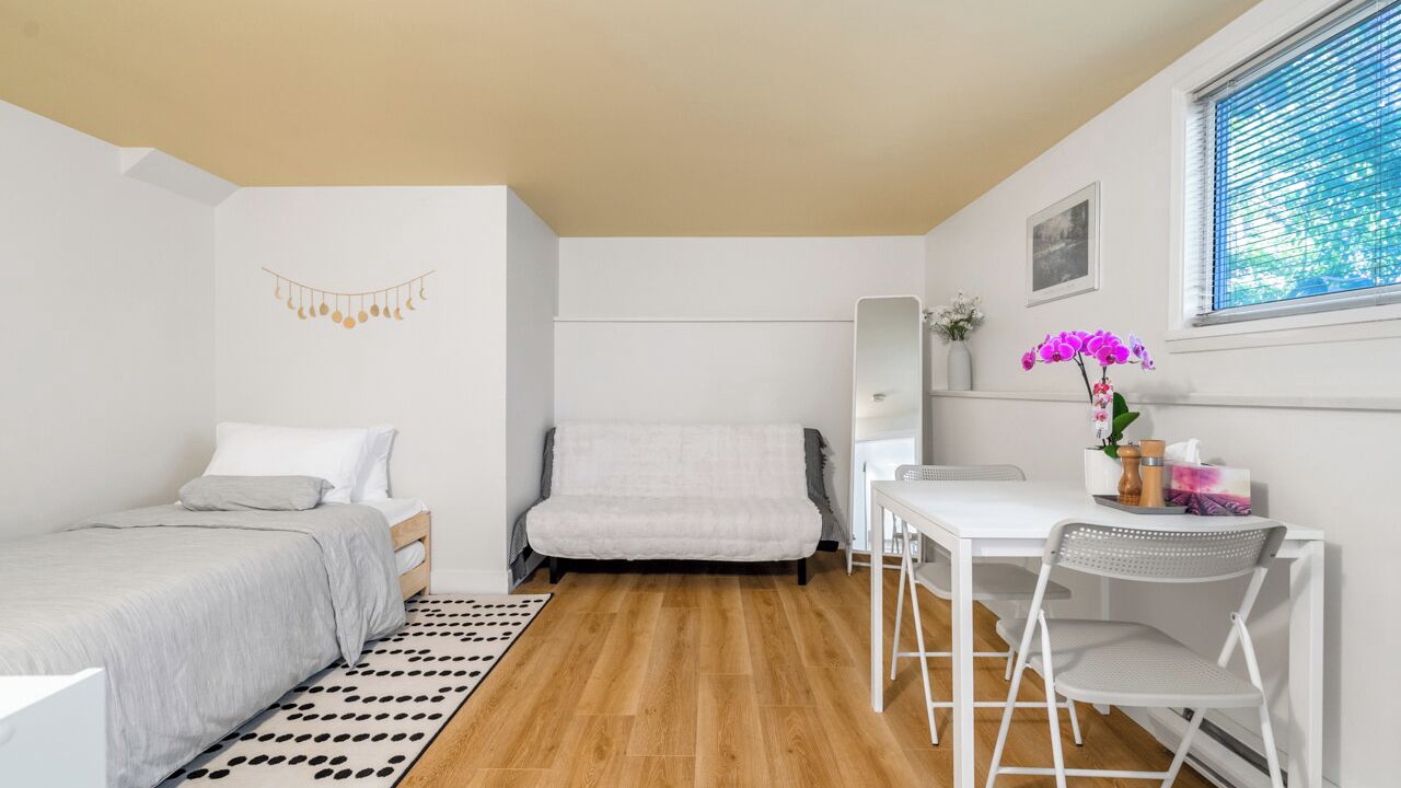 Photo of Bedroom in West Side