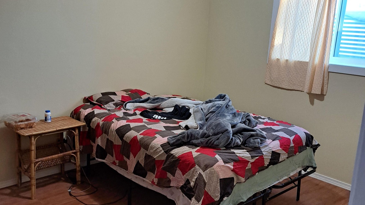 Photo of Bedroom in Division No. 8