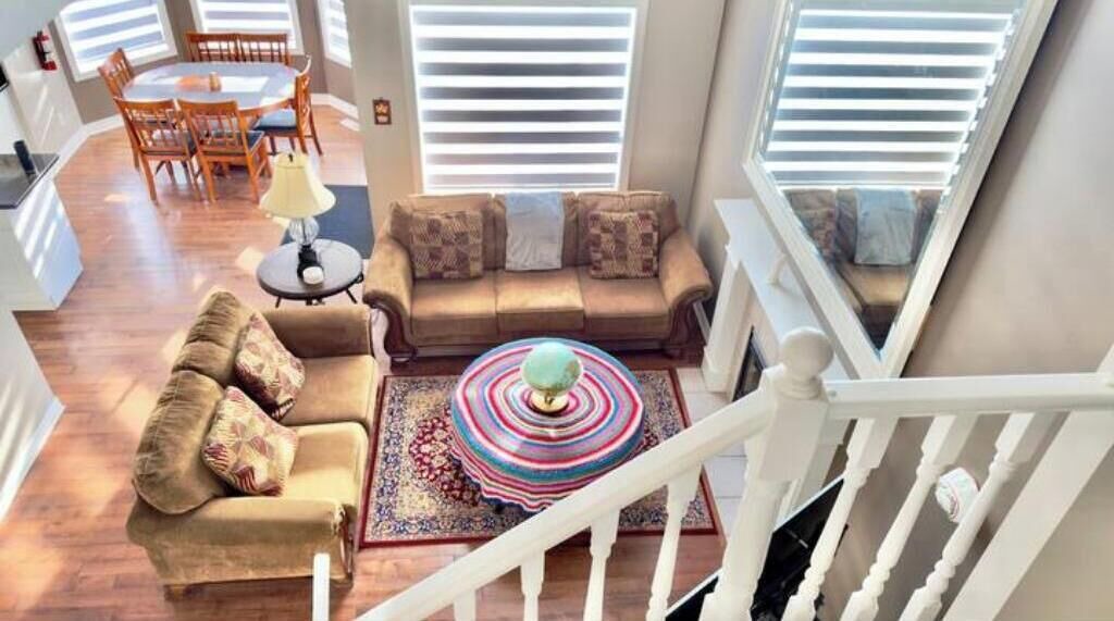 Photo of Livingroom in Southeast Calgary