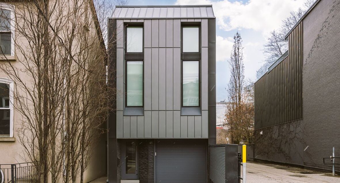Photo of Outdoor in Bloor-Yorkville