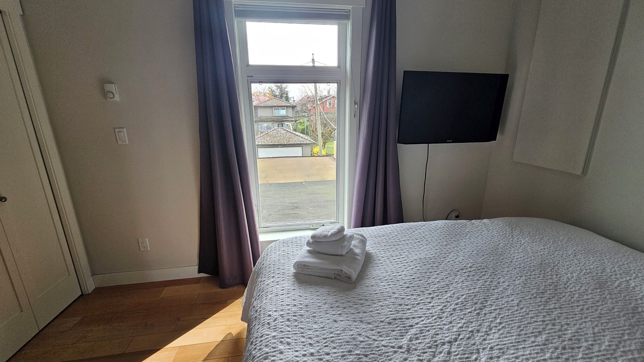 Photo of Bedroom in Riley Park