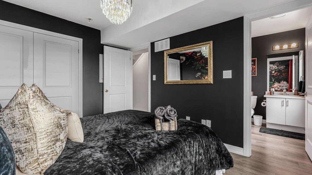Photo of Bedroom in Niagara Falls