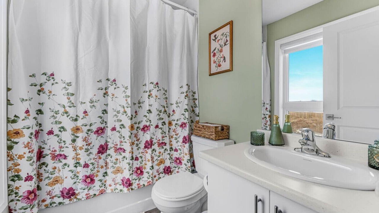 Photo of Bathroom in Niagara Falls