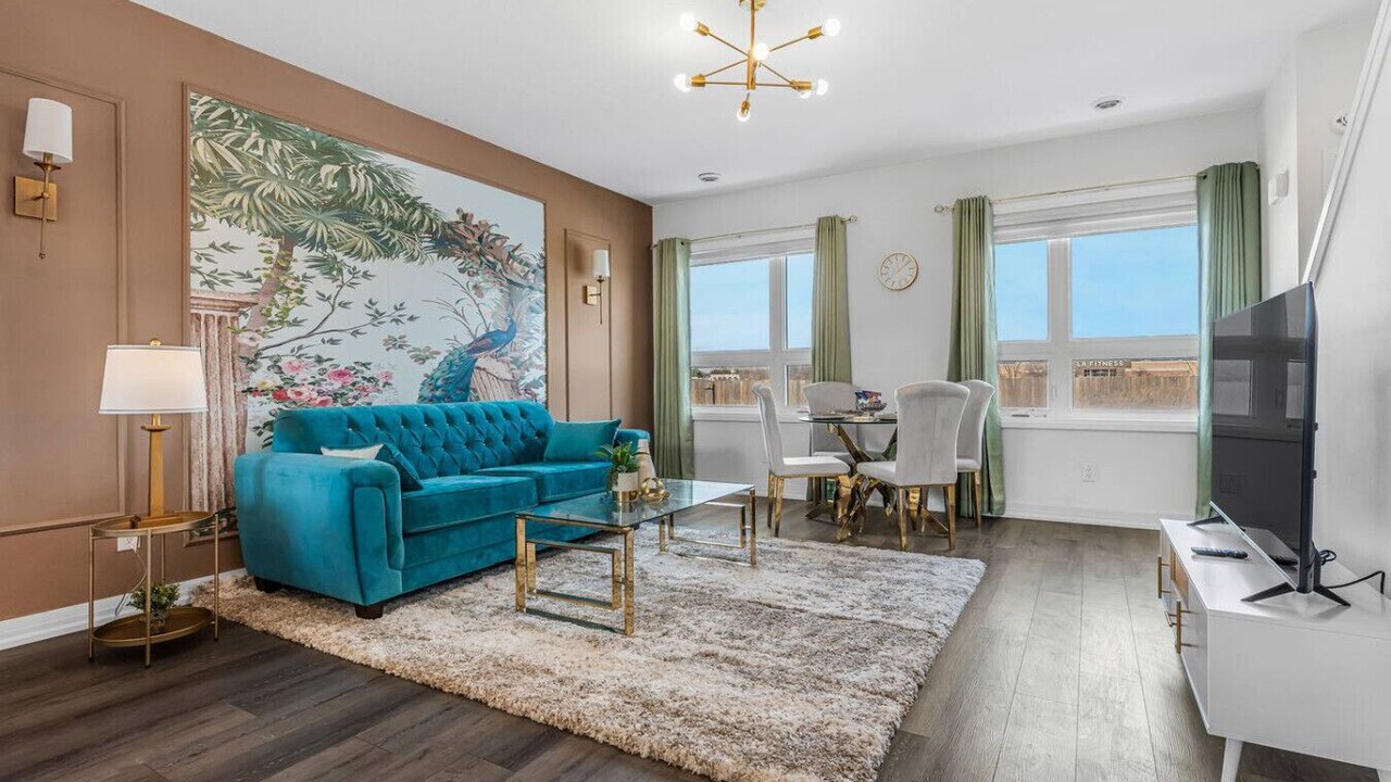 Photo of Livingroom in Niagara Falls