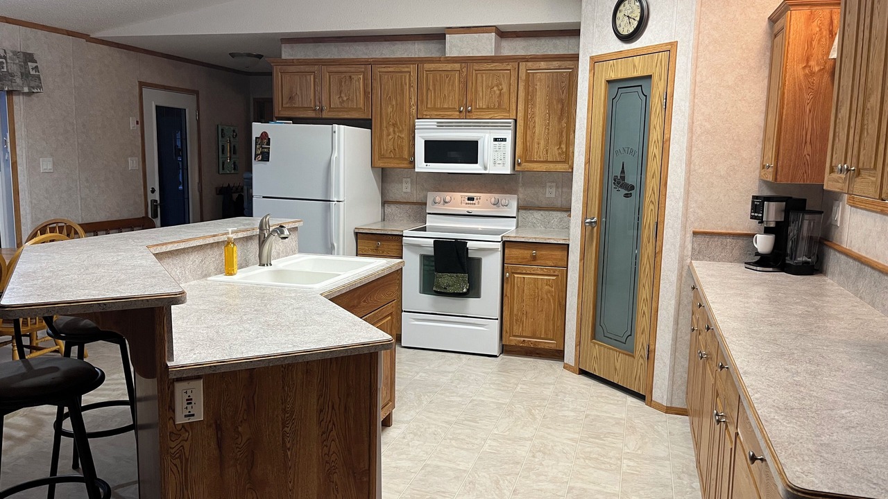 Photo of Kitchen in Rochon Sands