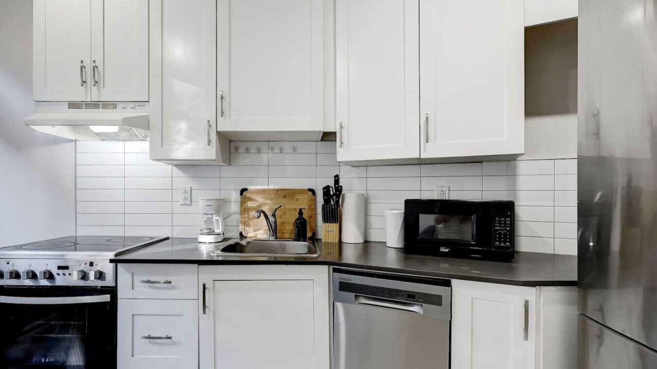 Photo of Kitchen in Cote-Des-Neiges—Notre-Dame-De-Grace
