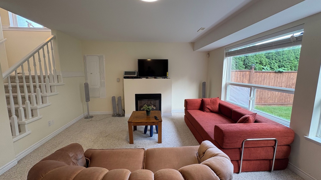 Photo of Livingroom in Promontory