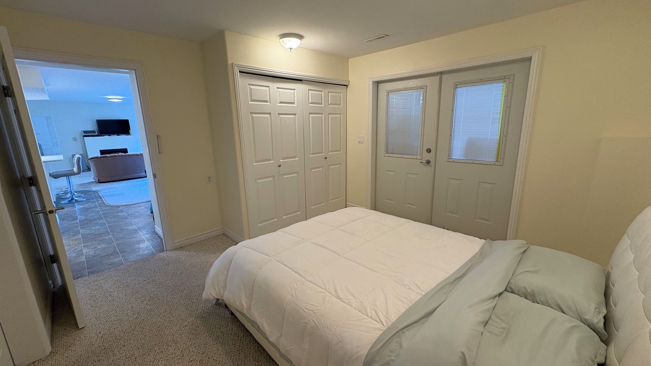 Photo of Bedroom in Promontory
