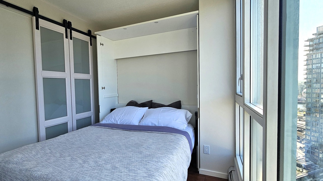 Photo of Bedroom in Central