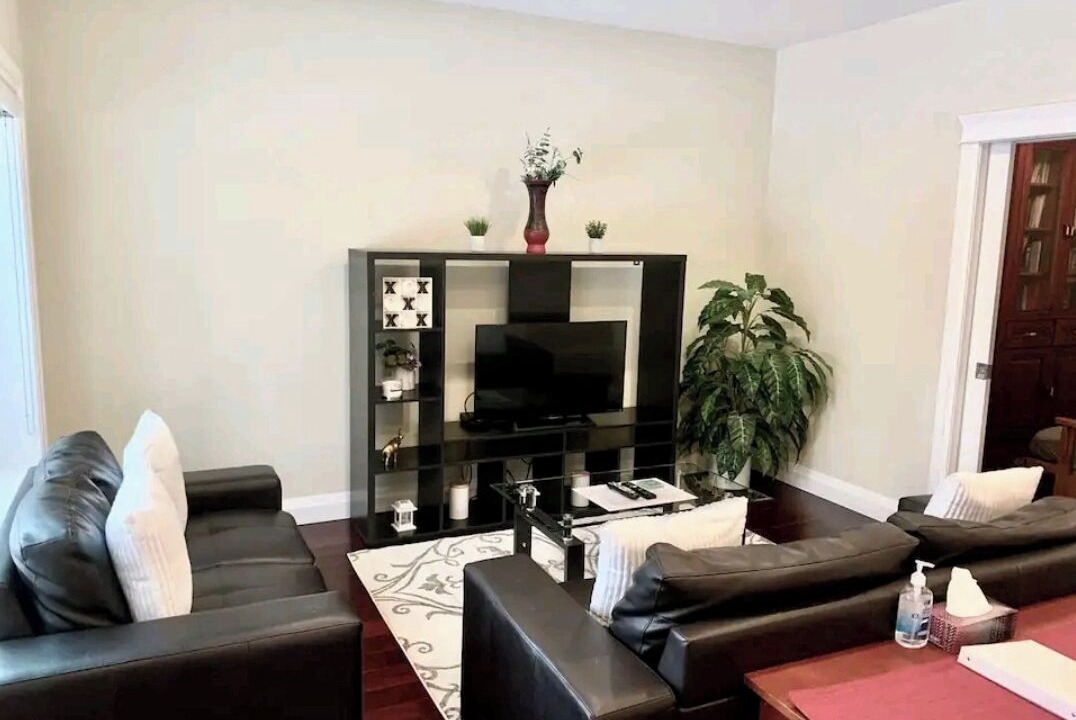 Photo of Livingroom in Northwest Edmonton