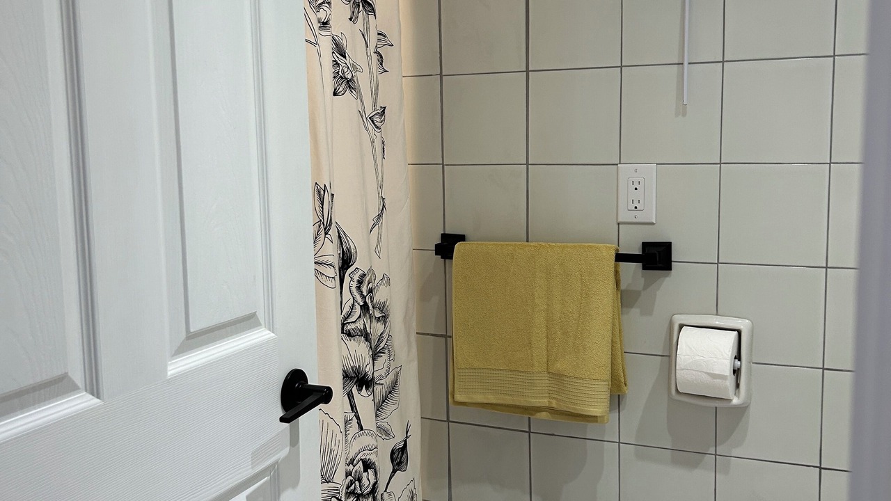 Photo of Bathroom in Woodbine Heights