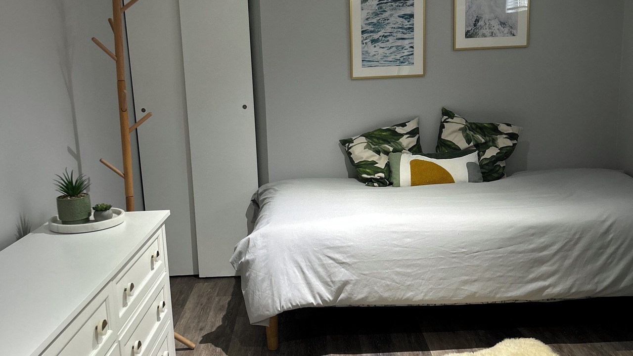 Photo of Bedroom in Woodbine Heights