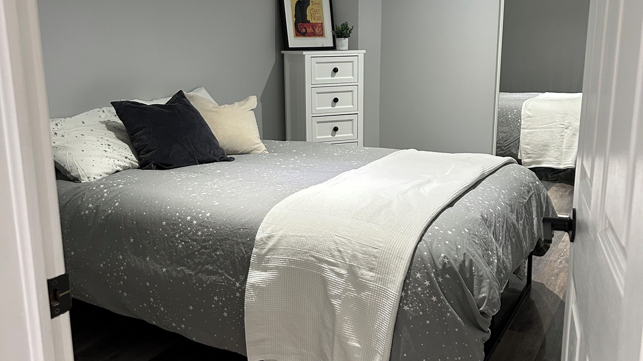 Photo of Bedroom in Woodbine Heights