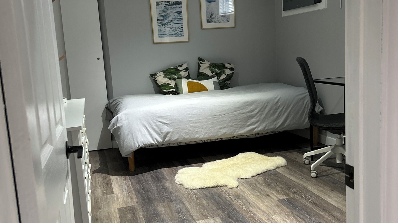 Photo of Bedroom in Woodbine Heights