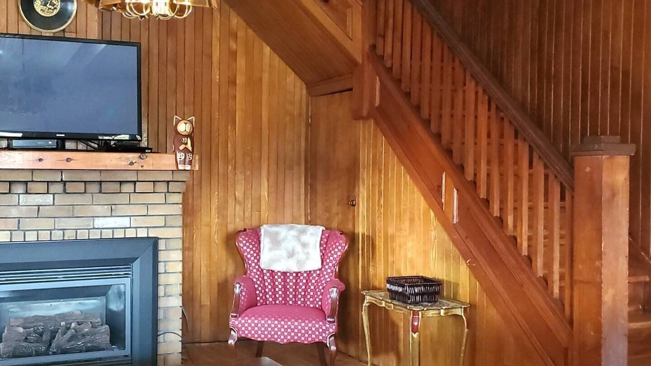 Photo of Livingroom in Val-des-Monts
