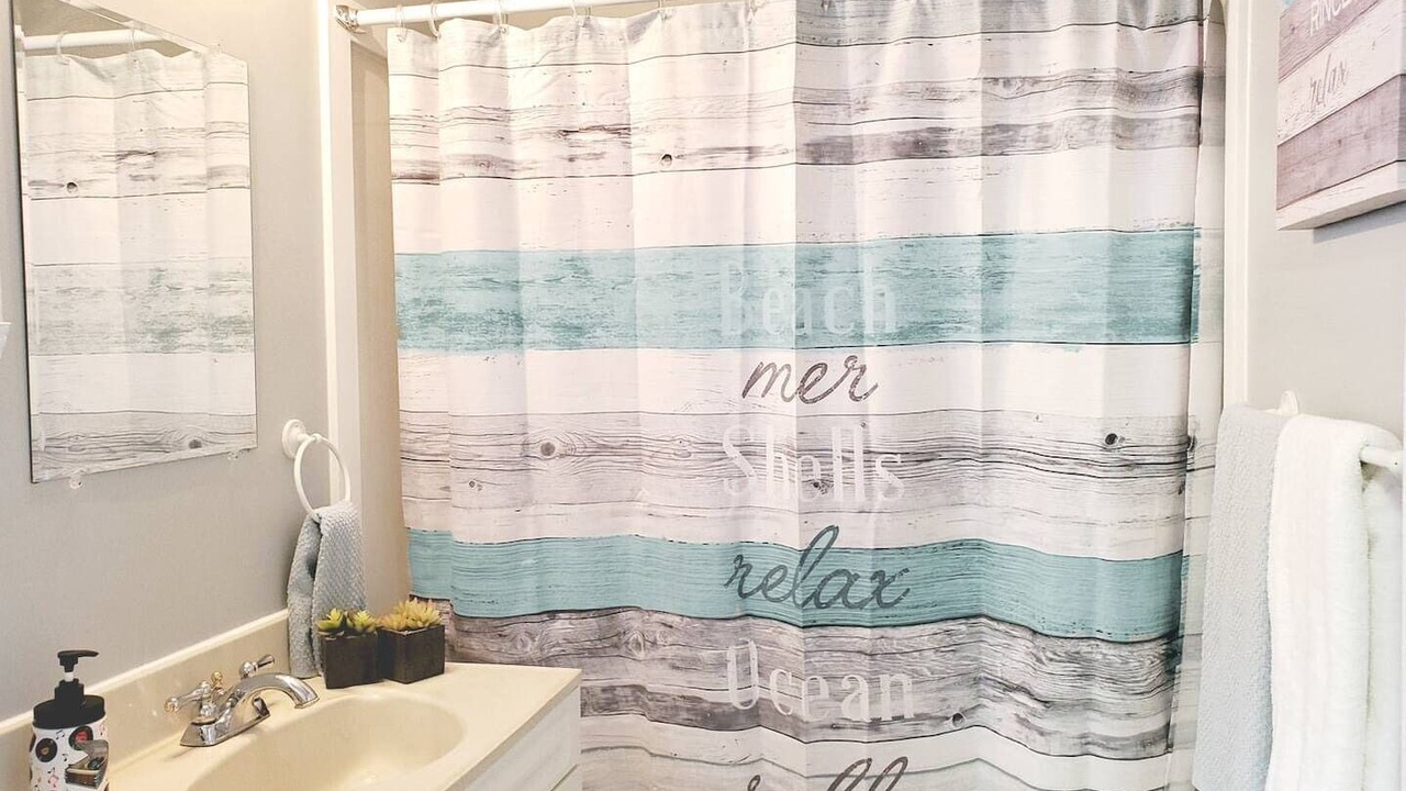 Photo of Bathroom in Val-des-Monts