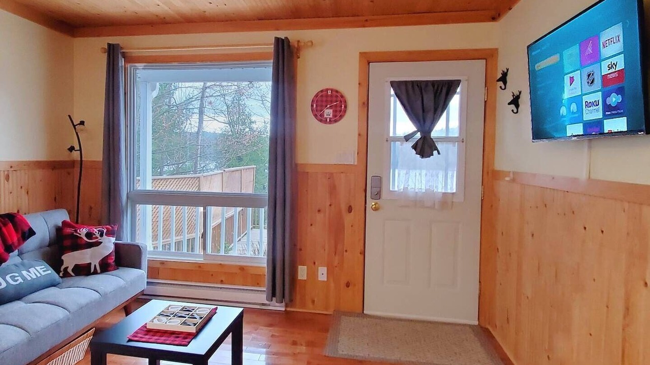 Photo of Bedroom in Val-des-Monts